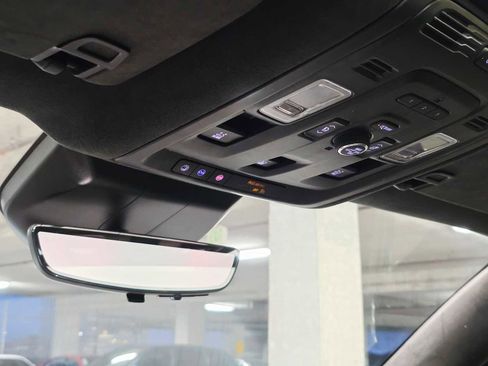 Used 2021 Cadillac Escalade Sport Platinum image 17