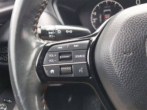 Certified 2024 Honda HR-V Sport image 17