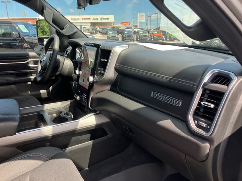 Certified 2025 RAM 1500 Big Horn AWD/4WD image 22