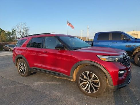 Used 2022 Ford Explorer ST-Line image 5