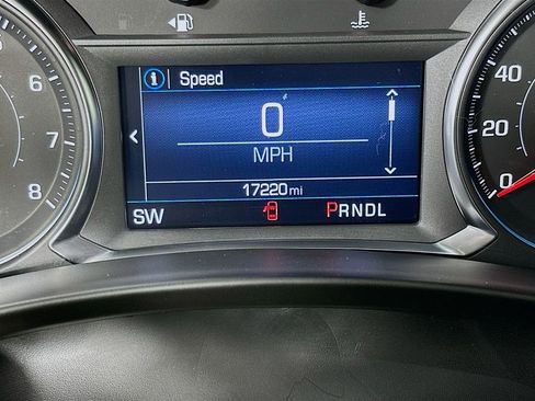 Used 2024 Chevrolet Equinox LT FWD image 18