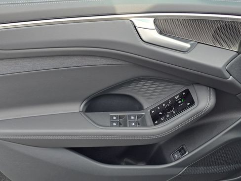 New 2026 Audi A6 Premium Plus AWD/4WD image 19