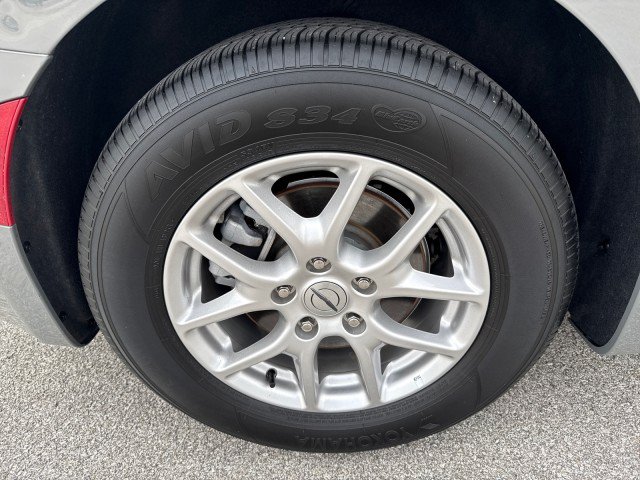Used 2025 Chrysler Pacifica Select FWD image 10