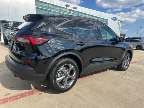 New 2025 Ford Escape ST-Line image 3