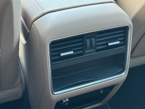 Used 2021 Porsche Cayenne Coupe image 16