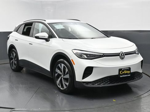 Used 2024 Volkswagen ID.4 2WD image 3