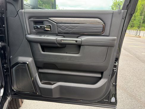 New 2026 RAM 3500 Limited AWD/4WD image 31