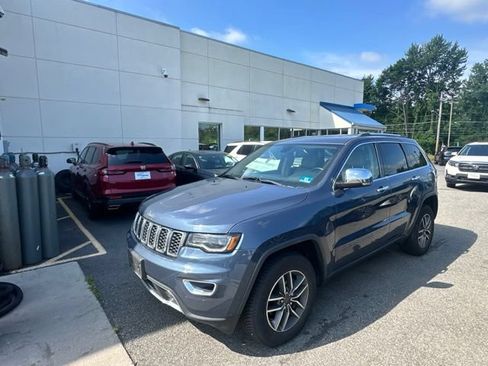 Used 2020 Jeep Grand Cherokee Limited w/ Premium Lighting Group AWD/4WD image 5