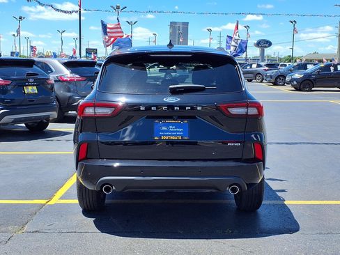 Certified 2024 Ford Escape ST-Line w/ Tech Pack #1 AWD/4WD image 23