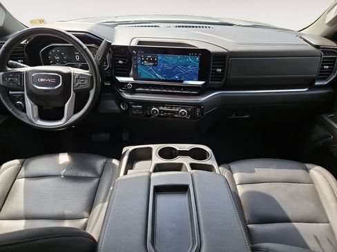Used 2025 GMC Sierra 1500 SLT image 10