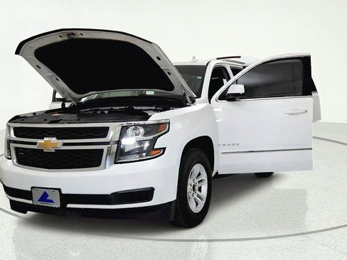 Used 2020 Chevrolet Tahoe LT AWD/4WD image 32