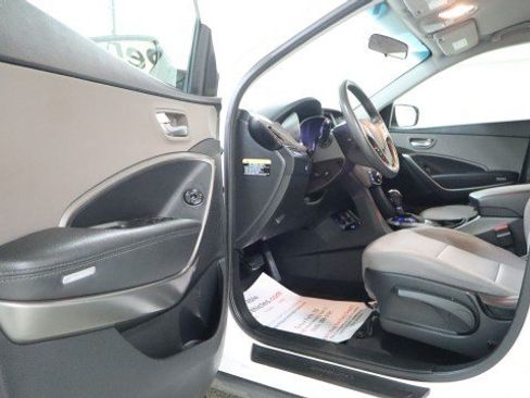 Used 2018 Hyundai Santa Fe Sport AWD/4WD image 9