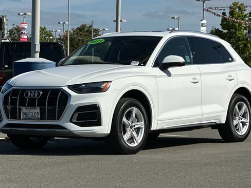 Used 2023 Audi Q5 2.0T Premium w/ Convenience Package AWD/4WD image 8