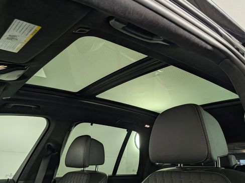 Used 2022 BMW X5 sDrive40i w/ M Sport Package image 31