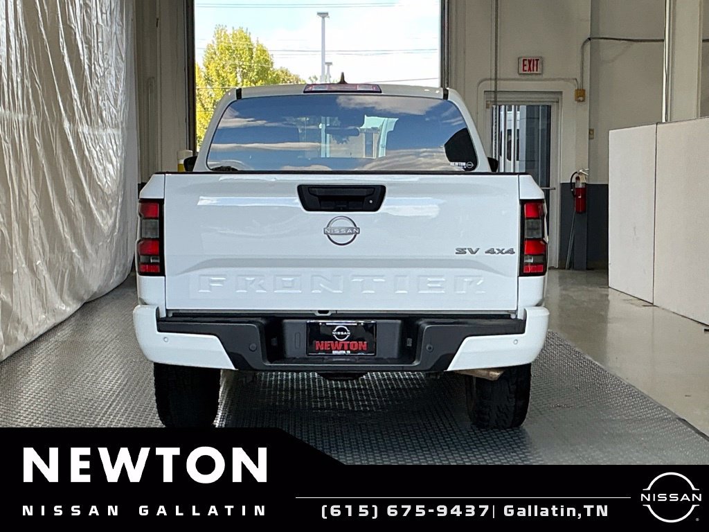 Used 2024 Nissan Frontier SV w/ Technology Package AWD/4WD image 5