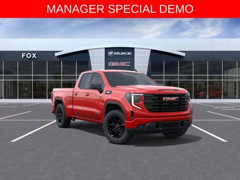 Used 2026 GMC Sierra 1500 Elevation AWD/4WD image 1