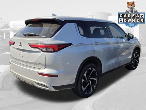 Used 2024 Mitsubishi Outlander SE image 4