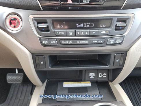 Certified 2022 Honda Pilot Special Edition image 17