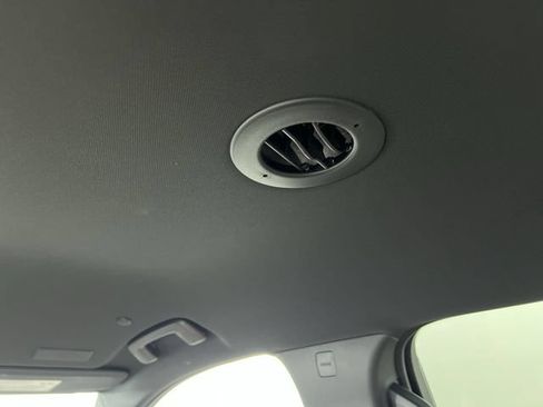 Used 2026 Buick Enclave Preferred FWD image 21