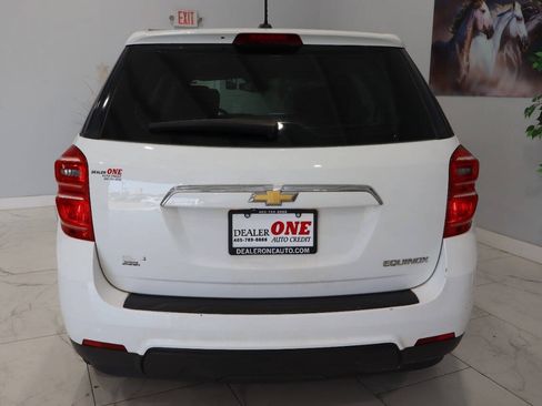 Used 2016 Chevrolet Equinox LS FWD image 4