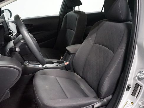 Used 2024 Toyota Corolla LE FWD image 6
