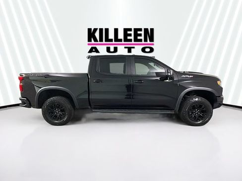 Used 2023 Chevrolet Silverado 1500 ZR2 w/ Technology Package AWD/4WD image 8