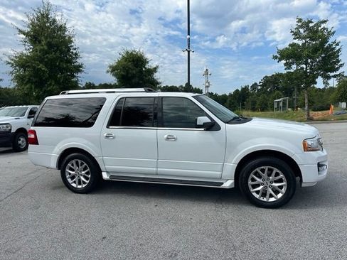 Used 2017 Ford Expedition EL Limited AWD/4WD image 3