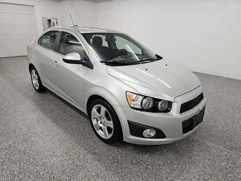 Used 2015 Chevrolet Sonic LTZ FWD image 3
