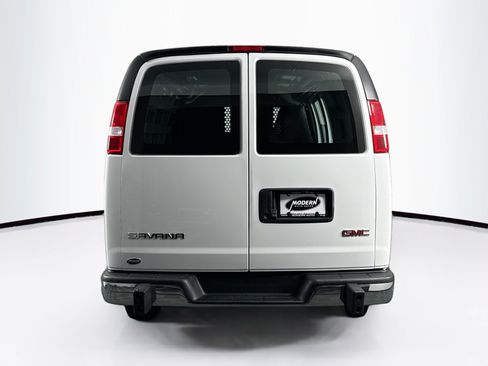 Used 2025 GMC Savana 2500 w/ Driver Convenience Package RWD image 10
