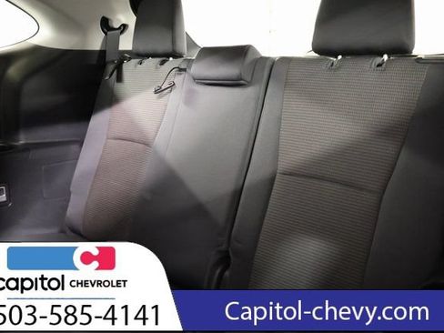 Used 2022 Toyota Highlander LE AWD/4WD image 31