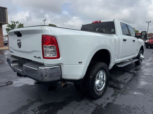 Used 2024 RAM 3500 Big Horn AWD/4WD image 7