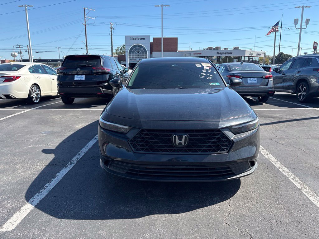Used 2024 Honda Accord EX image 2