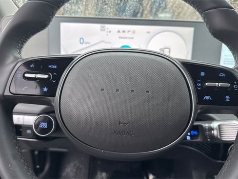 Certified 2024 Hyundai Ioniq 5 SE image 29