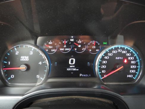 Used 2019 GMC Sierra 3500 Denali w/ Duramax Plus Package AWD/4WD image 15