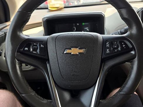 Used 2015 Chevrolet Volt image 17