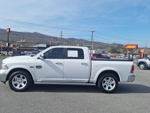 Used 2016 RAM 1500 Laramie Longhorn w/ Convenience Group AWD/4WD image 7