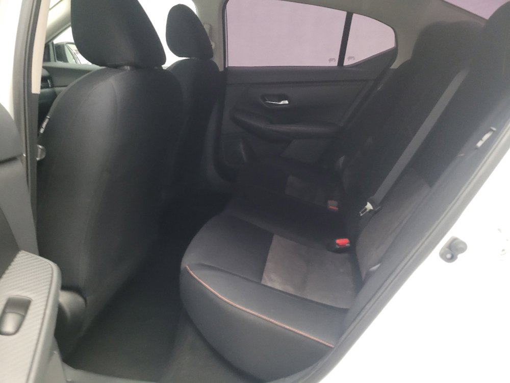 Used 2022 Nissan Sentra SR w/ Electronics Package FWD image 18