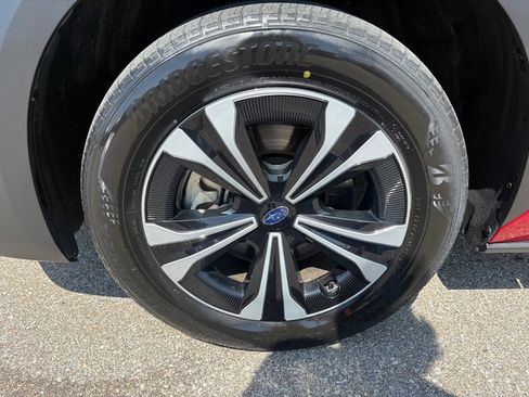 Used 2023 Subaru Solterra AWD image 33