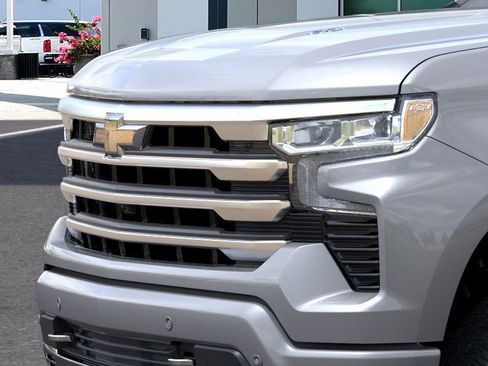 New 2026 Chevrolet Silverado 1500 High Country w/ High Country Premium Package AWD/4WD image 26