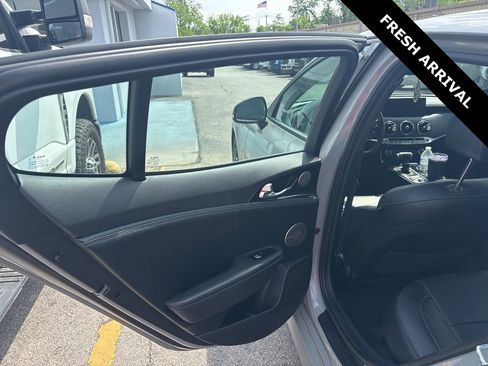 Used 2023 Kia Stinger GT-Line w/ Sun & Sound Package RWD image 8