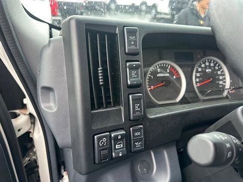 Used 2023 Chevrolet Low Cab Forward 5500XD image 19