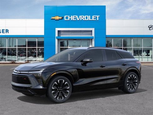 New 2025 Chevrolet Blazer EV RS image 2