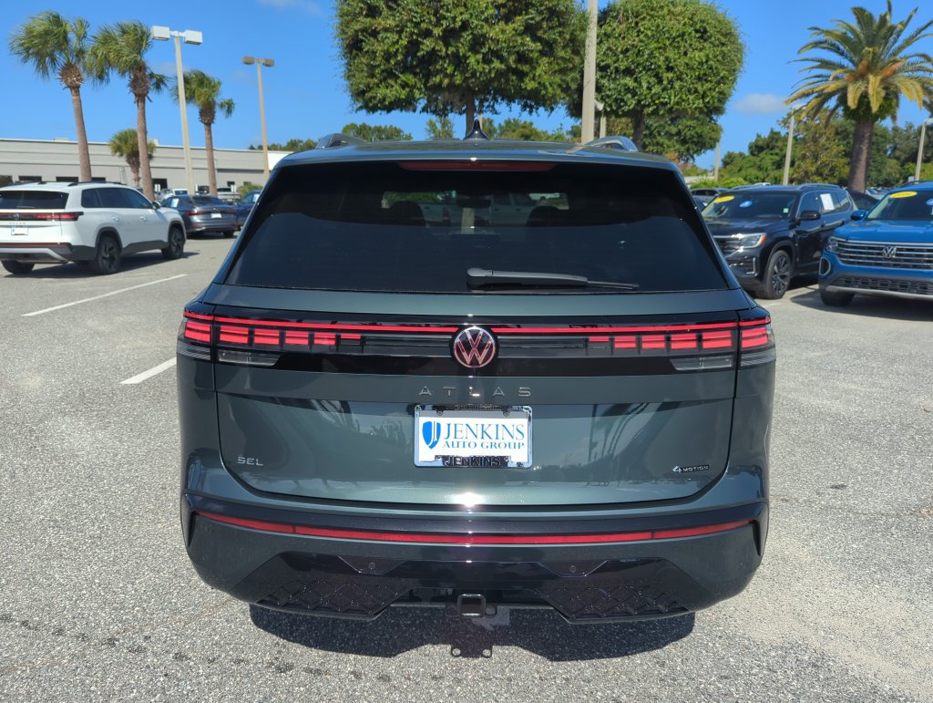 New 2027 Volkswagen Atlas SEL R-Line AWD/4WD image 7