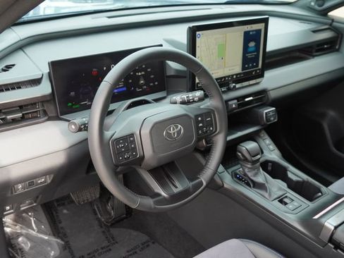 Used 2026 Toyota RAV4 XSE w/ Panoramic Sun Roof Package AWD/4WD image 18