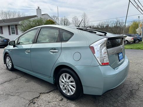 Used 2014 Toyota Prius Prime Plug-In Hybrid image 4