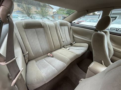 Used 2001 Toyota Solara SE image 22
