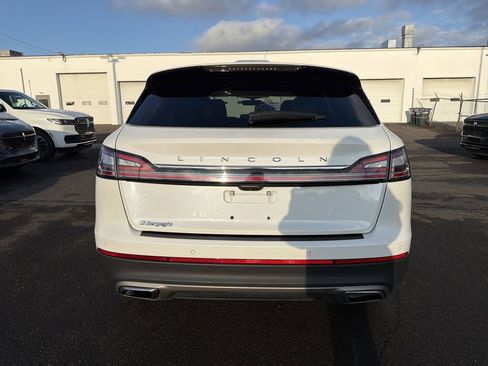 Certified 2023 Lincoln Nautilus AWD w/ Premium Package image 4