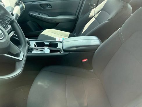 Used 2025 Nissan Sentra S FWD image 13