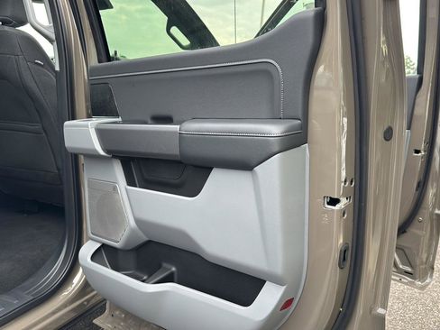 New 2026 Ford F250 XLT w/ XLT Premium Package image 19