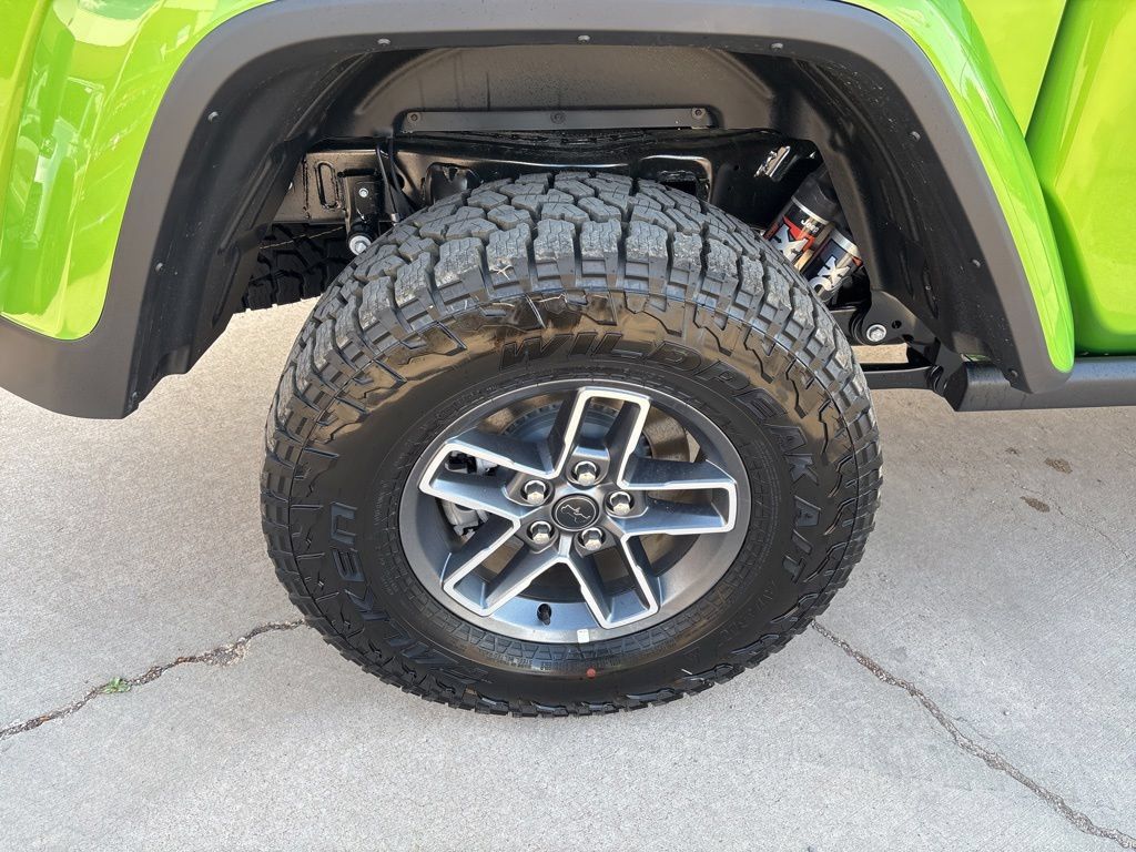 New 2026 Jeep Gladiator Mojave AWD/4WD image 11
